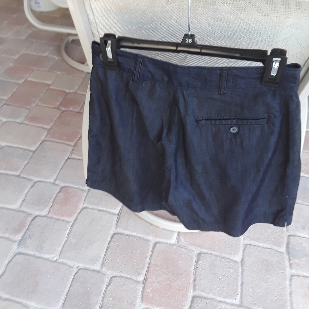 Shorts - Picture 5 of 8